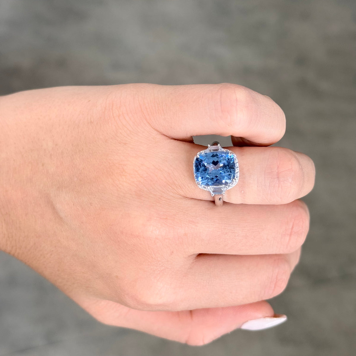 Anello regina Oceania – Gioielleria Baiardi Novara – foto 3