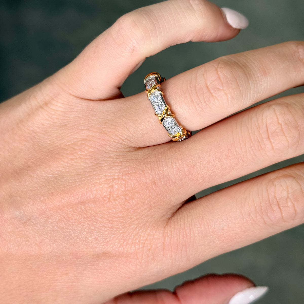 Anello Timeless – Gioielleria Baiardi Novara