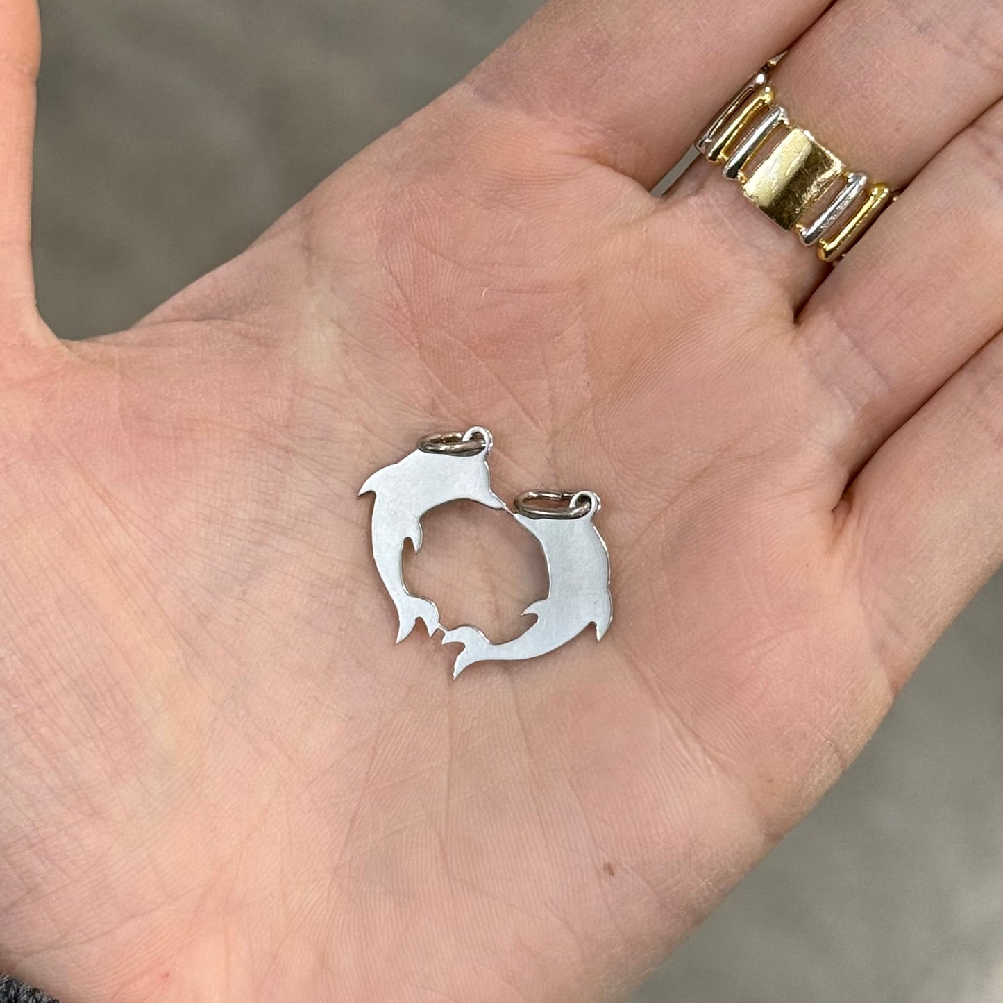 CIONDOLO DELFINI AMORE DA SPEZZARE personalizzabili