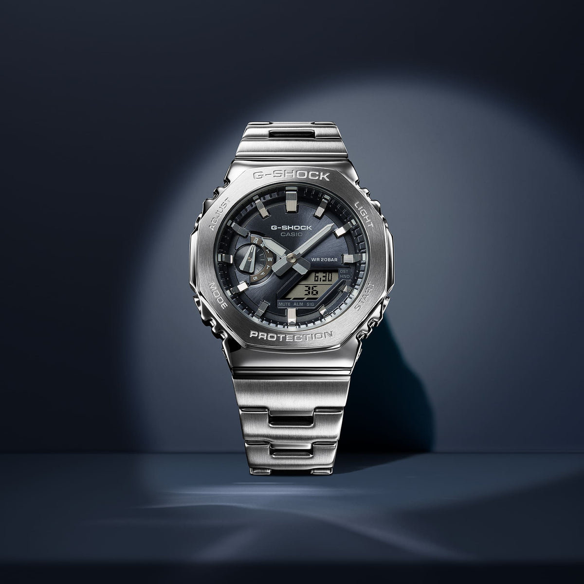 Casio G-SHOCK GM-2110D-8AER