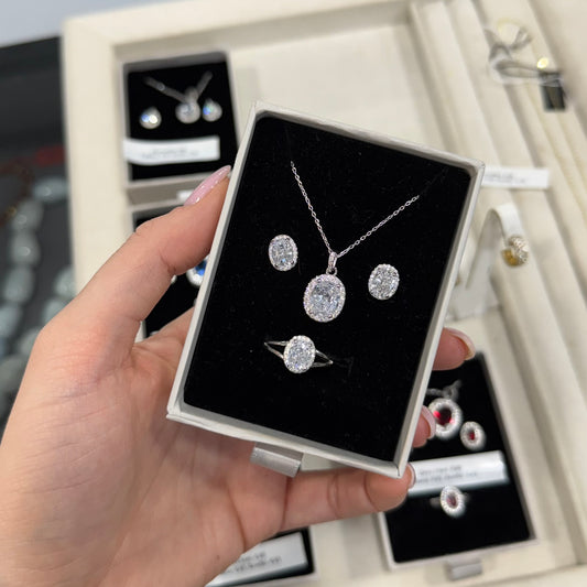 Timeless shine - Luxury silver set