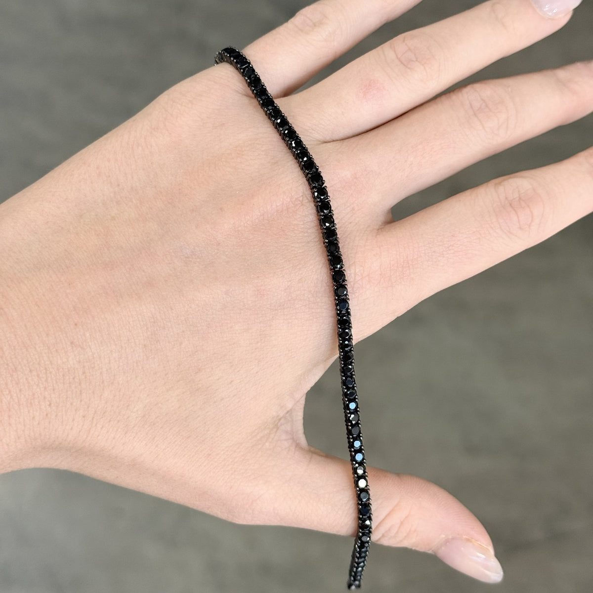 Bracciale tennis argento 925 rodiato nero con zirconi neri